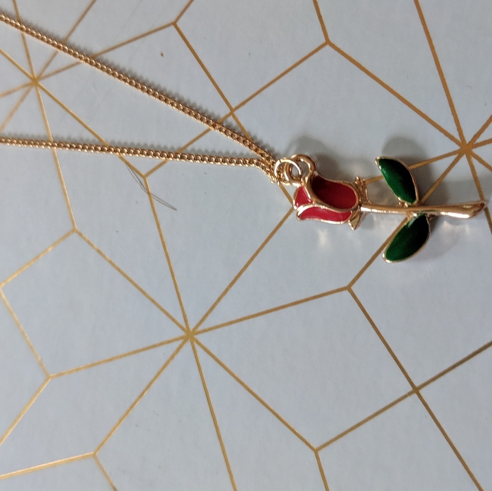 Rose Pendent necklace